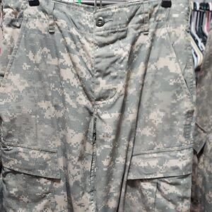 Army Combat Uniform ACU Trousers size Small Short invM365